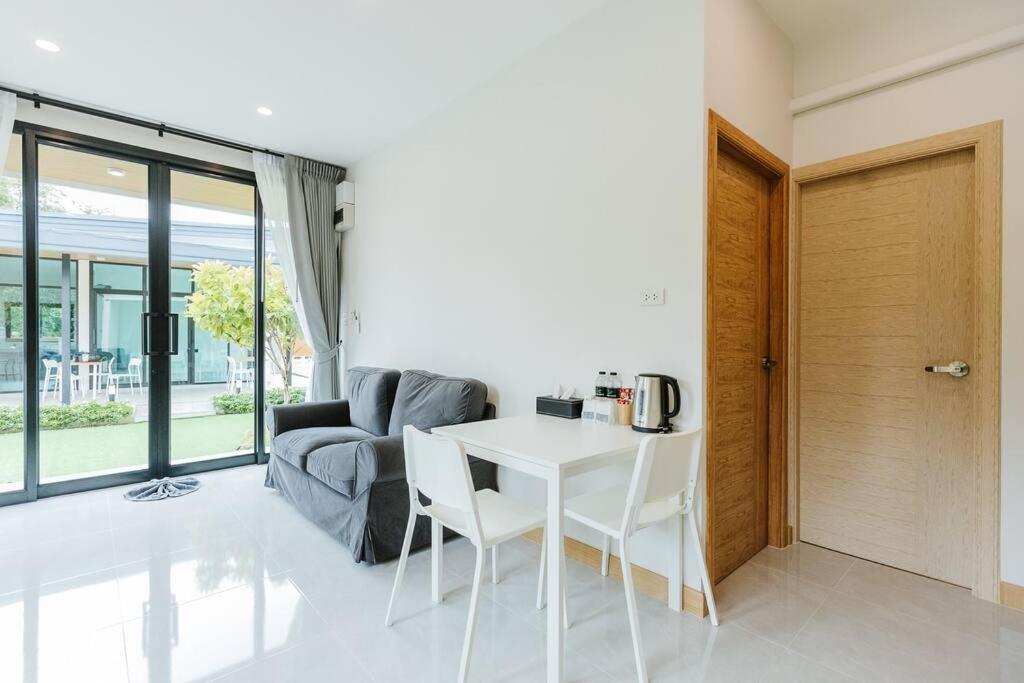 Cheeva Pool Villa Khao Lak Dış mekan fotoğraf